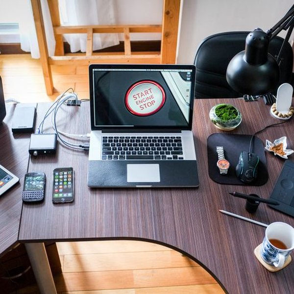 Mua hộ Máy tính, laptop từ Nhật Bản